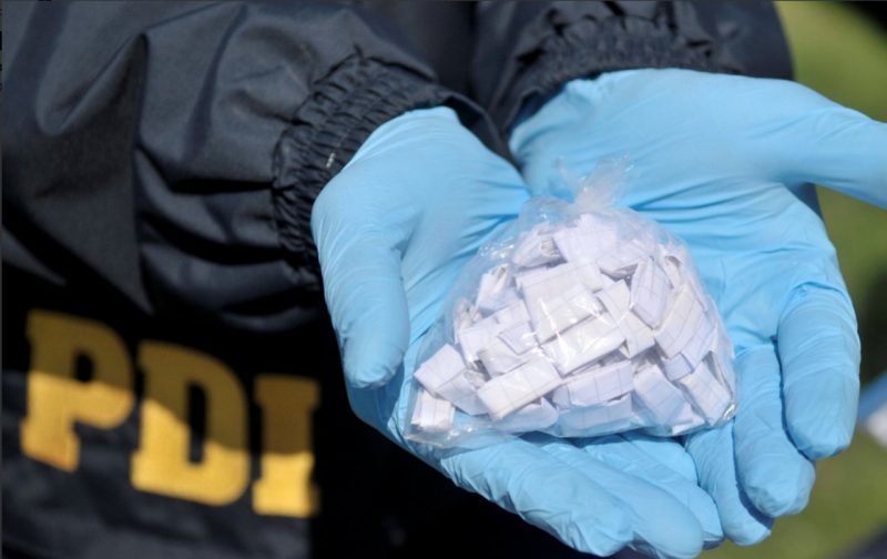 San Fernando: dos hombres y una mujer detenidos con cocaína base