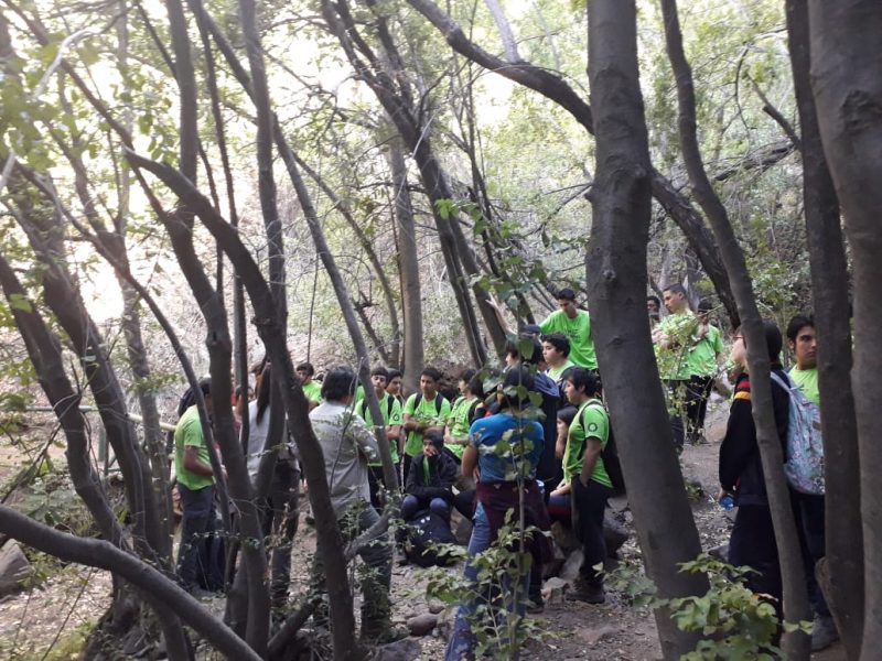 Estudiantes del Liceo Integrado Simón Bolivar conocieron la Reserva Nacional Cipreses