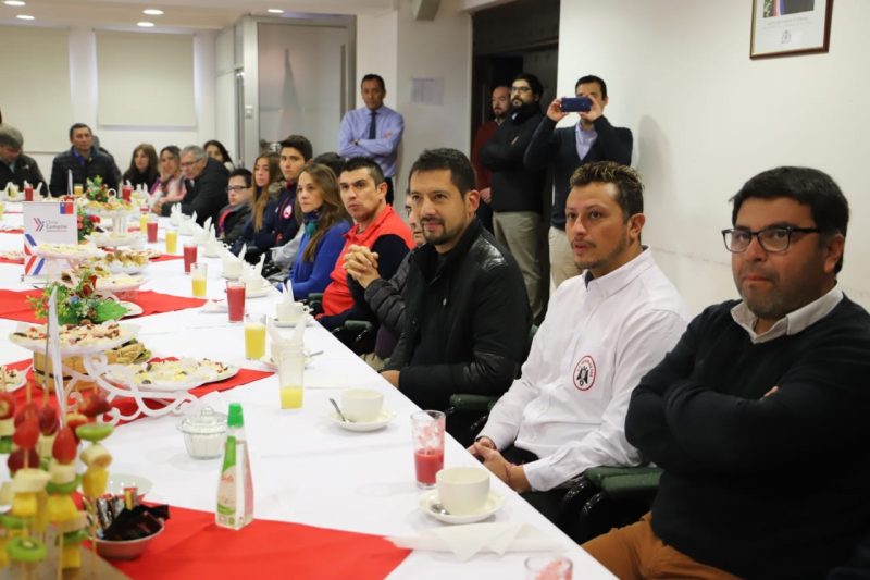 DESAYUNO DE CAMPEONES: AUTORIDADES COMPARTEN CON DEPORTISTAS DEL ALTO RENDIMIENTO