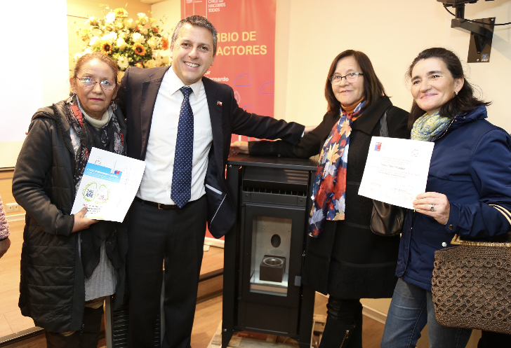 Recambio de Calefactores: Intendente Masferrer anuncia que enviará proyecto por $5 mil millones para el 2020