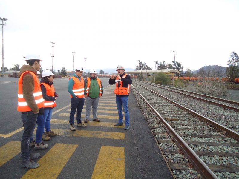 Estudiantes de minería conocen procesos de la planta de El Teniente en Olivar