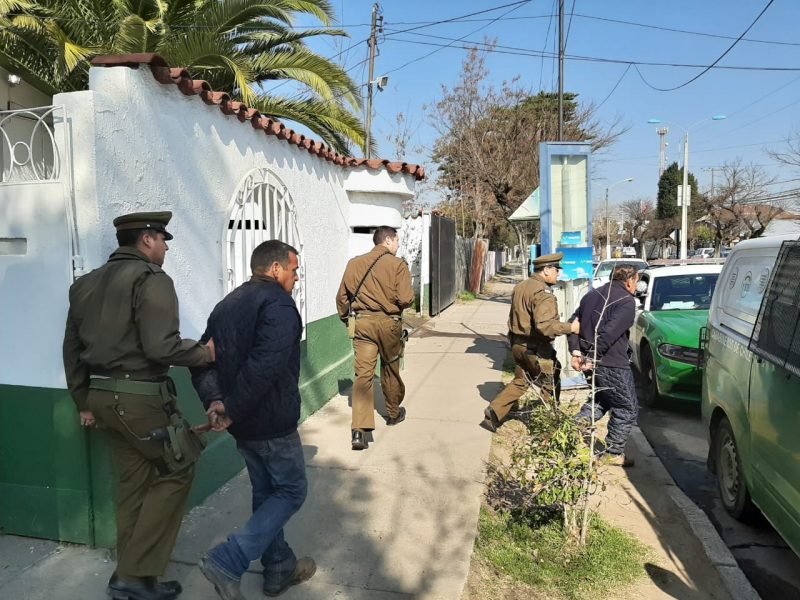 Carabineros de Machalí detiene a tres sujetos por abigeato en el sector del Cerro San Juan
