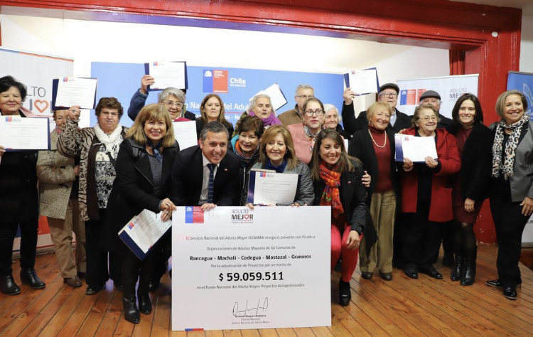 Adultos mayores de Machalí, Rancagua y otras tres comunas reciben recursos del Gobierno