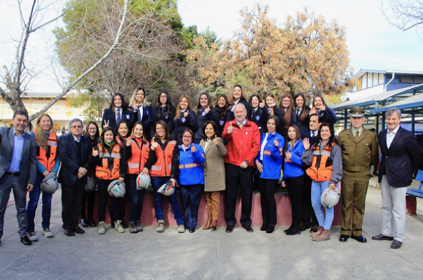 Alumnas del Liceo Polivalente de Machalí serán apoyadas por profesionales de El Teniente