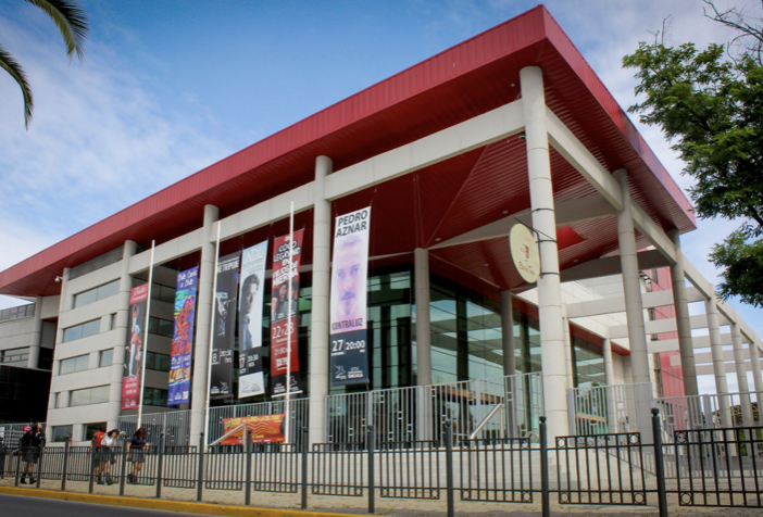 Teatro Regional llevará el nombre del gran Lucho Gatica