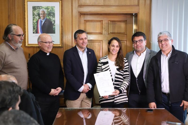 Coinco: Intendente Masferrer reingresa proyecto de restauración de Parroquia tras pactar mesa de trabajo entre Core e Iglesia Coinco: Intendente Masferrer reingresa proyecto de restauración de Parroquia tras pactar mesa de trabajo entre Core e Iglesia