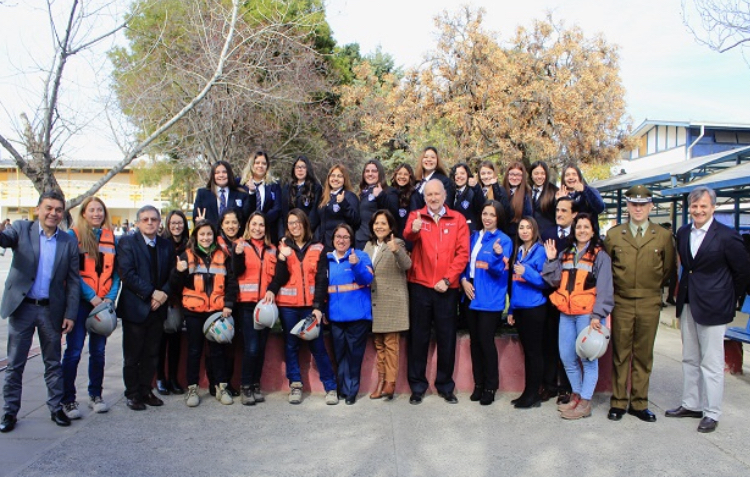 Alumnas del Liceo Polivalente de Machalí serán guiadas por profesionales de El Teniente