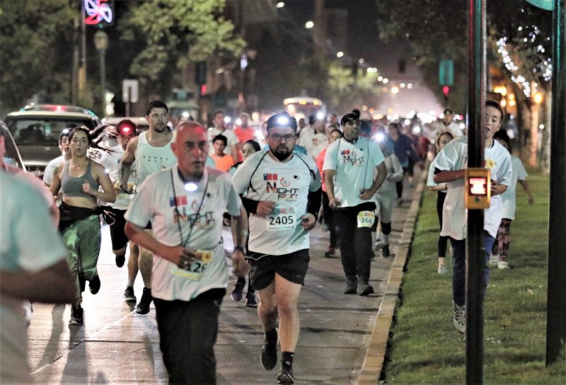 TODOS A CORRER  DE NOCHE  POR LAS CALLES DE RANCAGUA