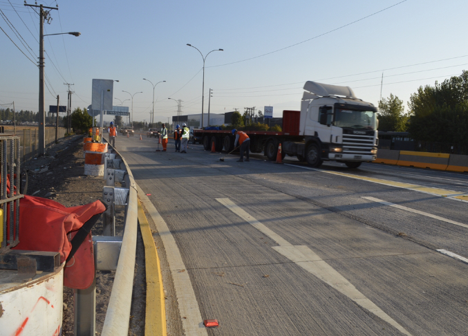 Abren al tránsito vehicular entrada norte a Rancagua por Av. Kennedy