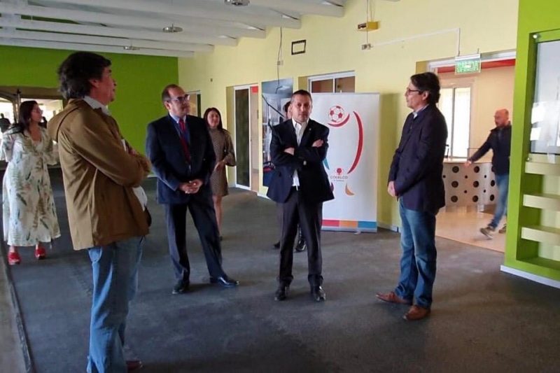 Intendente Masferrer anuncia Hospital de Campaña en estadio El Teniente el que contará con 120 camas extras