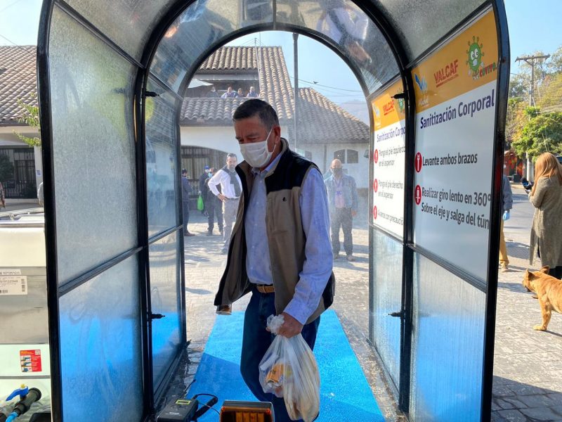 Machali instala tunel sanitario para evitar propagación de coronavirus en la comuna