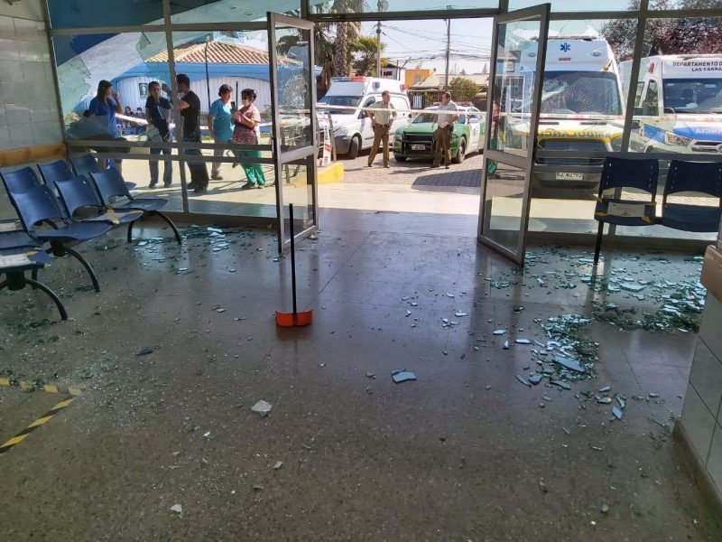 Joven fue detenido por Carabineros en el servicio de urgencia del Hospital de Rengo por lesiones y daños