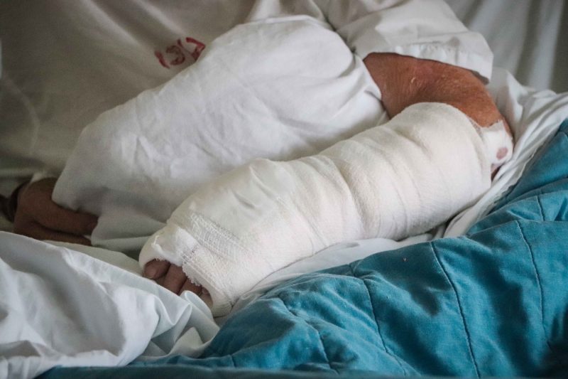 Preocupación por aumento de accidentes caseros en adultos mayores