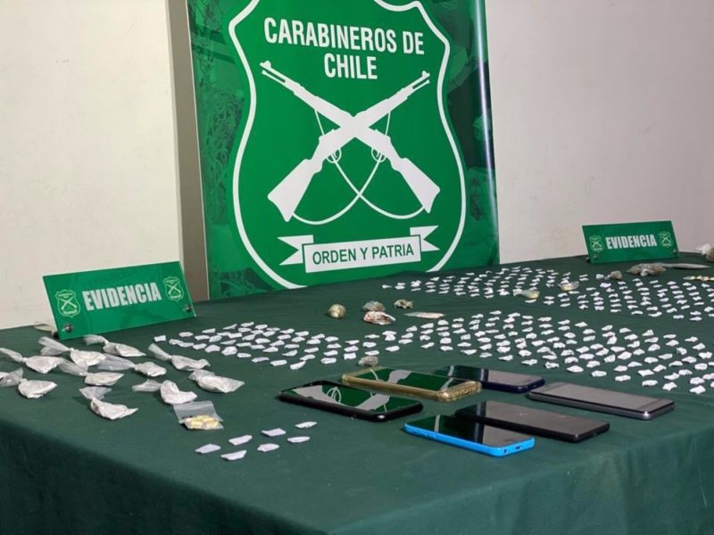 Carabineros detuvieron a seis personas que intentaban lanzar droga a la Carcel de Rancagua