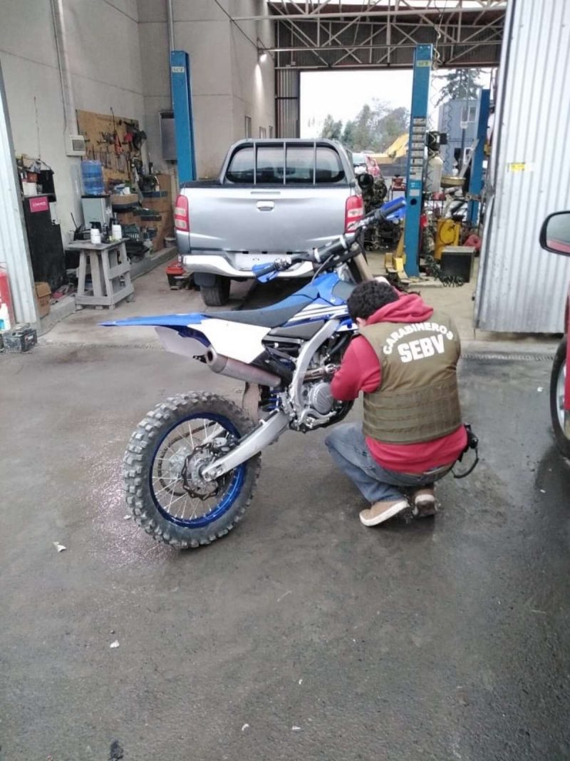 En Olivar Carabineros detuvieron a sujeto que tenía moto robada