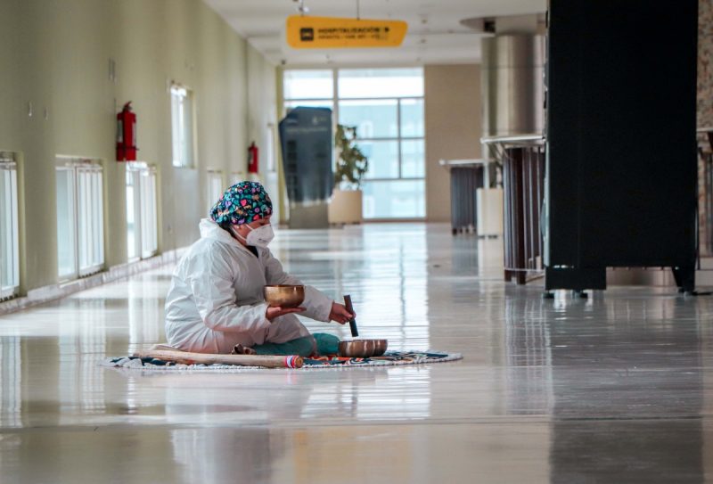 Terapias alternativas para funcionarios del Hospital Regional