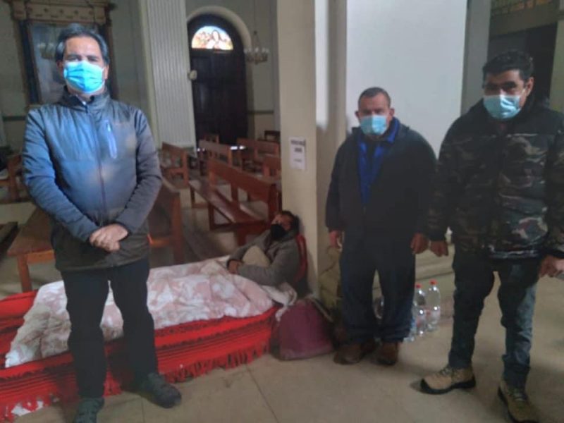 Alcalde visita a ex conscriptos machalinos en huelga de hambre