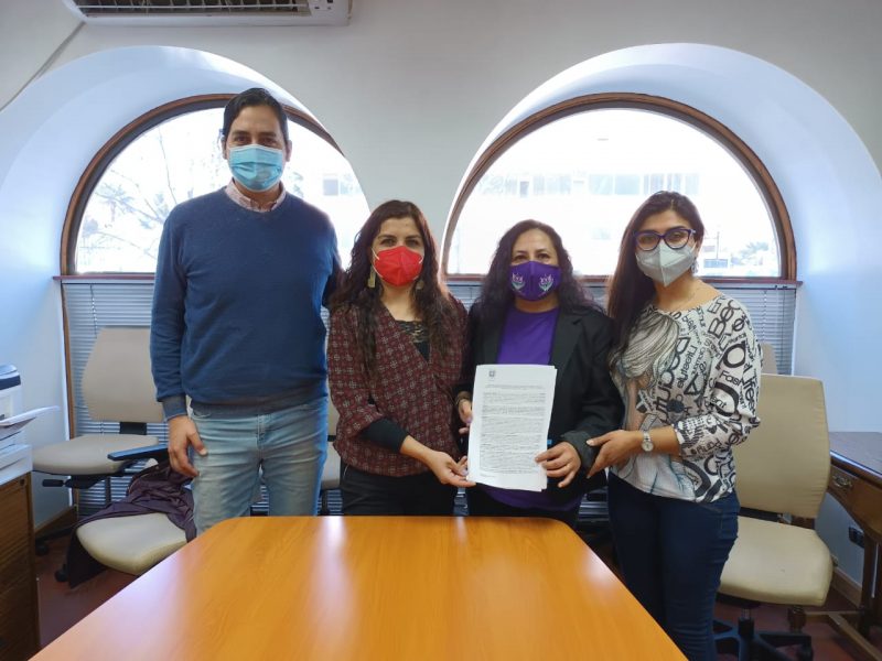 Gobierno Regional entrega recursos para apoyar a Asociación de Cuidadoras “Yo Cuido”