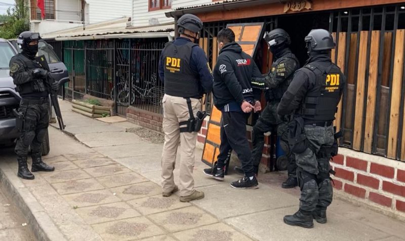 PDI detiene a 26 personas en masivo operativo antidrogas en Graneros