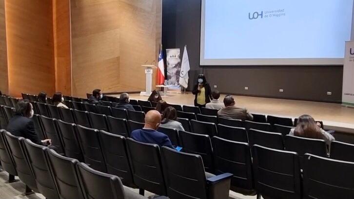 Jornada de trabajo reune a encargados de Fomento de Municipios de Cachapoal para trabajar en programas de apoyo a emprendedores