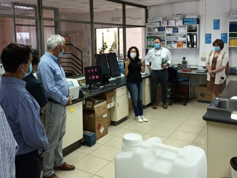 Trabajo del Centro de Estudios en Fruticultura (CEAF) será reforzado por el Gobierno Regional