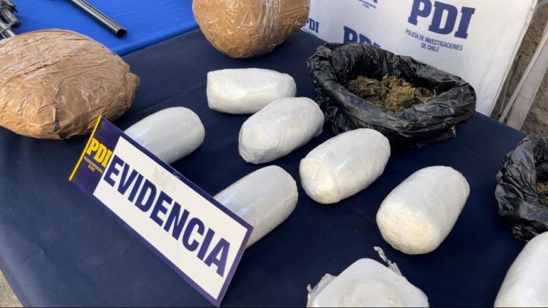 Operativo policial en tres comunas deja 11 detenidos e incautación de droga de diversas denominación