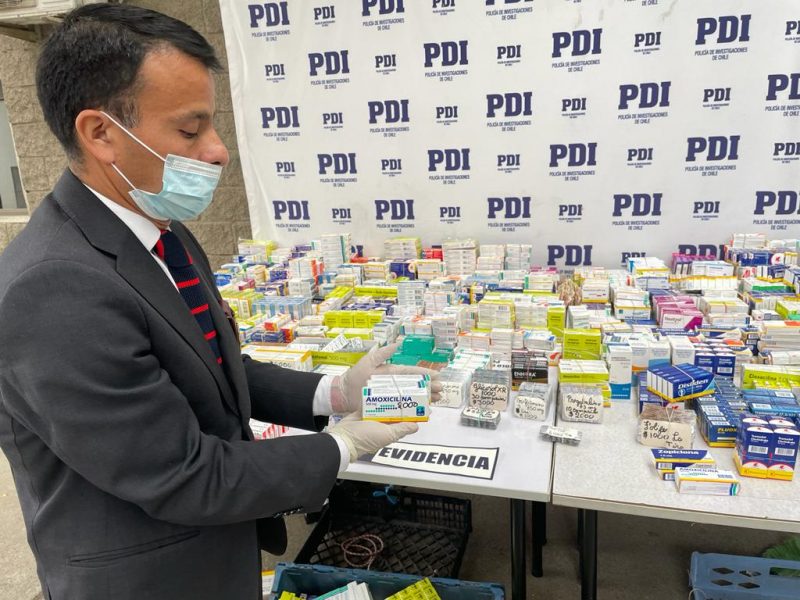 PDI incautó medicamentos vendidos ilegalmente en feria de Rancagua