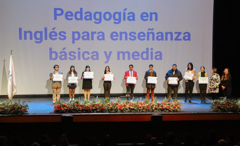 UOH tituló a sus primeros 147 profesionales