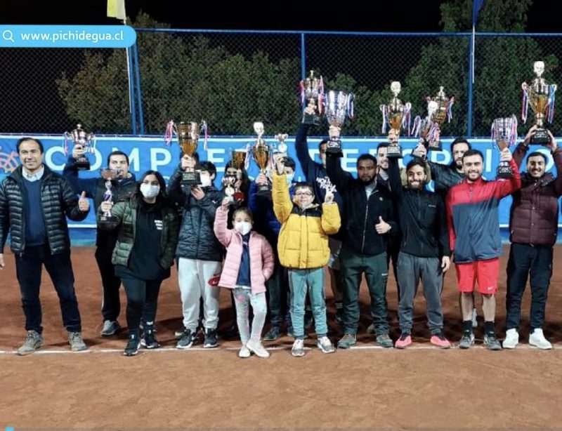 El tenis se dio cita en el Complejo Marcelo Ríos de Pichidegua