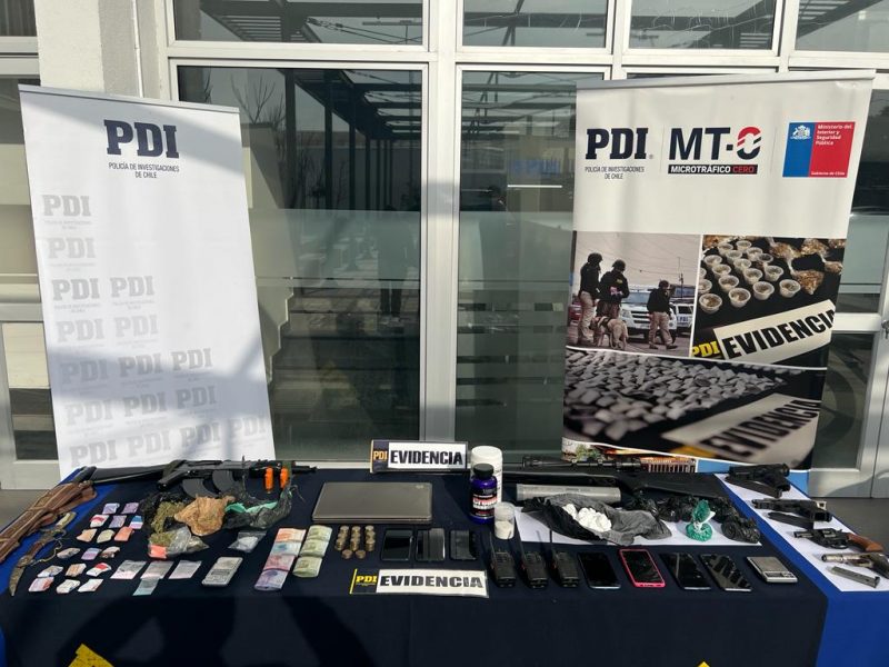Incautan droga, armas y especies robadas en procedimiento policial en Santa Cruz
