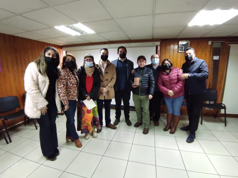 Concejo Municipal de Machalí rinde homenajea al “Tío Polilla”