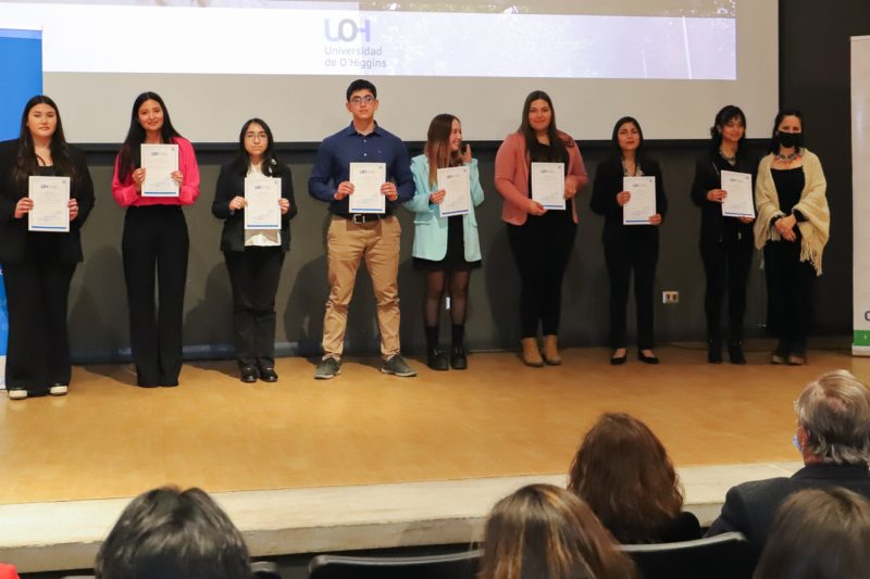 Primera generación de Escuela de Ciencias Sociales de la UOH recibió su licenciatura
