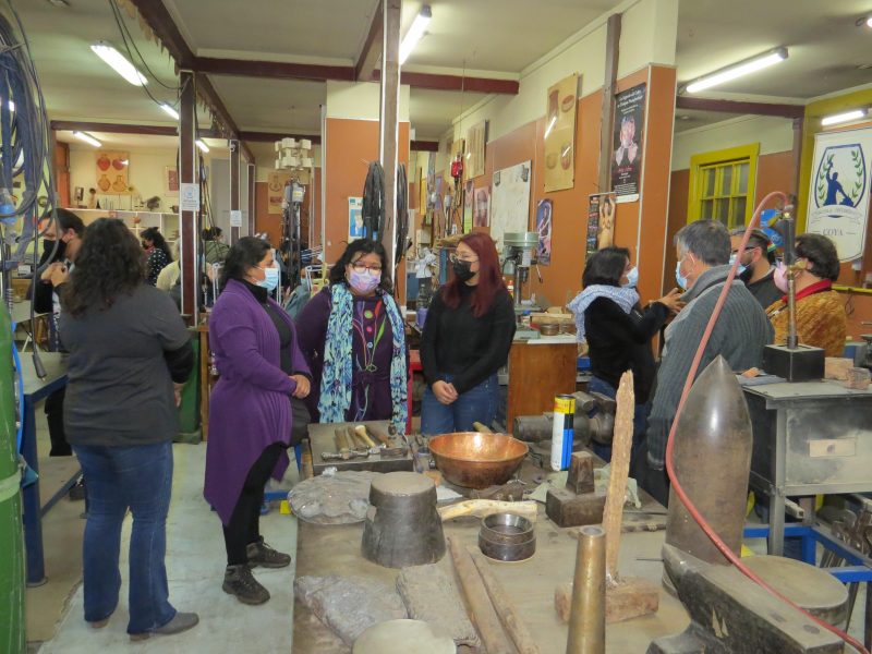 Escuela de Orfebres de Coya realiza intercambio cultural