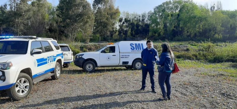 Investigan femicidio de mujer cuyo cuerpo fue encontrado en canal de regadío en Rancagua