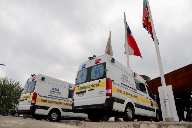 Entregan seis nuevas ambulancias que refuerzan la red integrada de Urgencia de la Región
