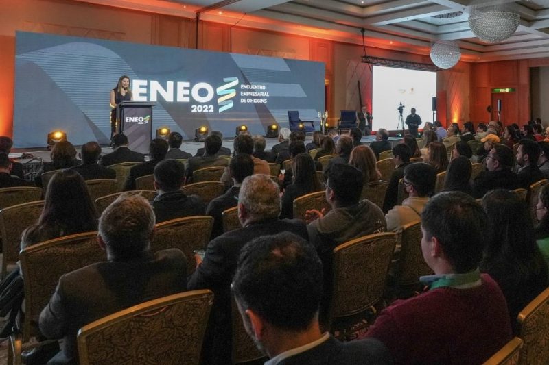 ENEO 2002 reunió a autoridades, empresarios, profesionales y académicos