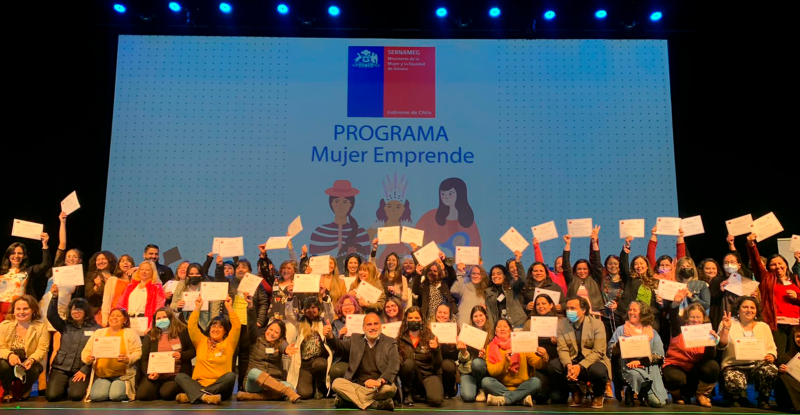 Más de 120 mujeres certificadas por  Escuela Mujer Emprende de SernamEG O’Higgins