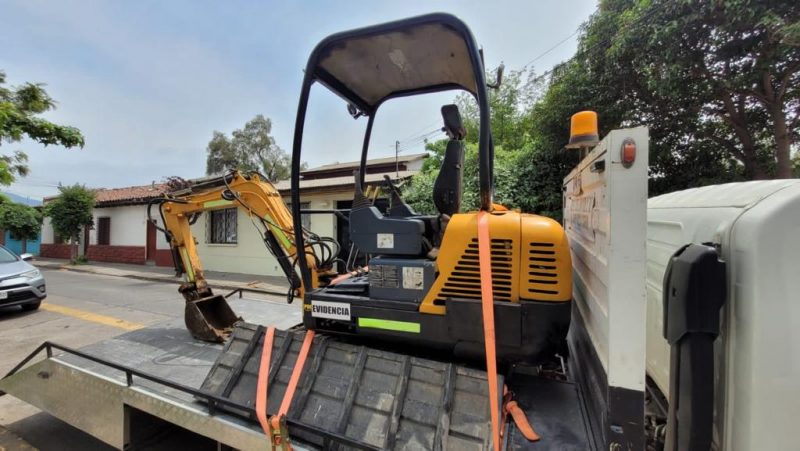PDI de San Fernando recuperó miniexcavadora robada en Buin hace dos años
