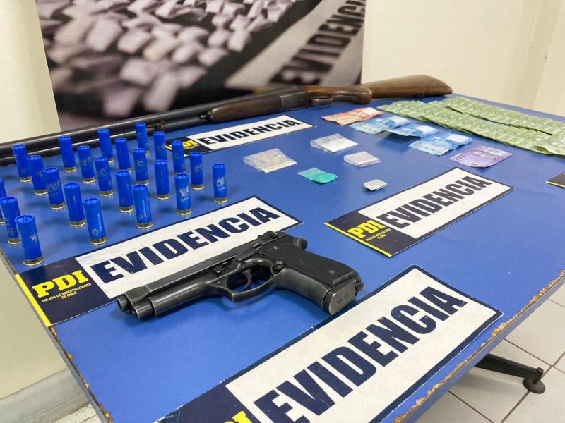 Incautan armas y drogas en allanamiento a domicilio de San Fernando