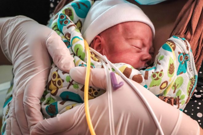 Hospital Regional fortalece el vínculo madre-hijo