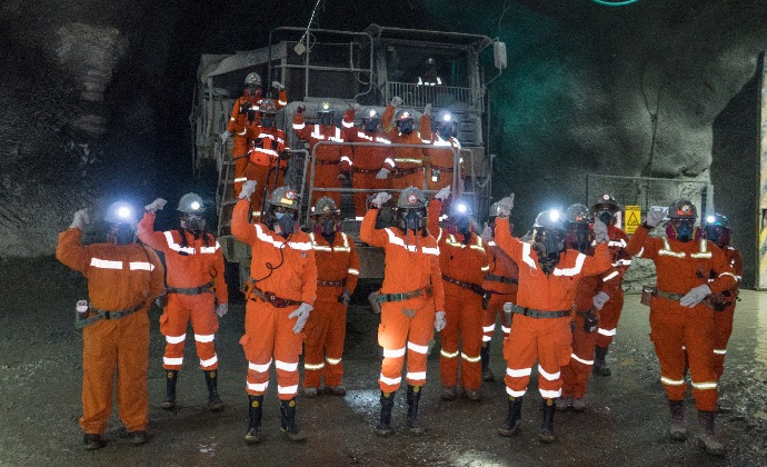 Codelco aspira incorporar más de 3.000 mujeres al 2027
