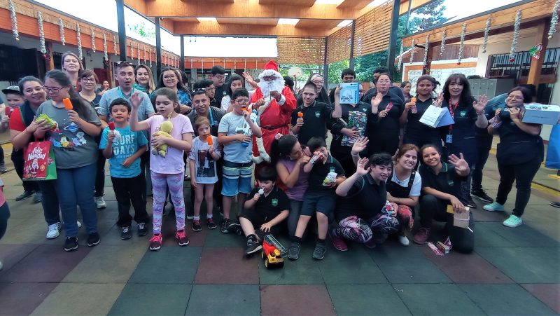 Salud Machalí celebró la Navidad con los alumnos de la Escuela Especial Juan Tachoire Moena