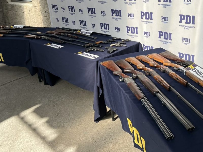 PDI recuperó 26 armas de fuego que estaban en viviendas en forma irregular