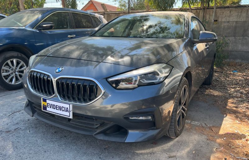 DETECTIVES DE RANCAGUA RECUPERARON AUTO DE ALTA GAMA ROBADO EN SANTIAGO