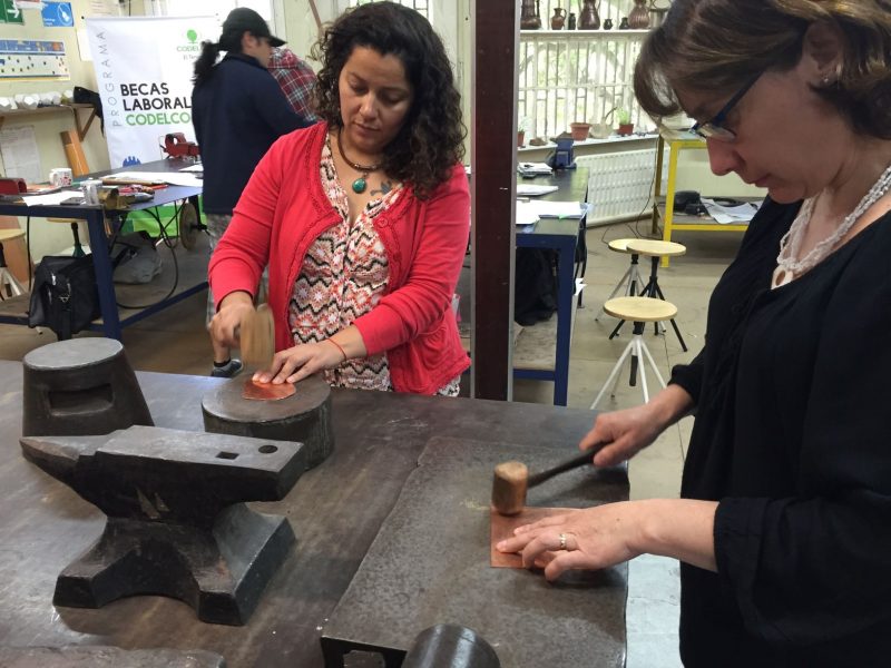 Inician postulaciones para curso de Orfebrería de la Escuela de Orfebres de Coya