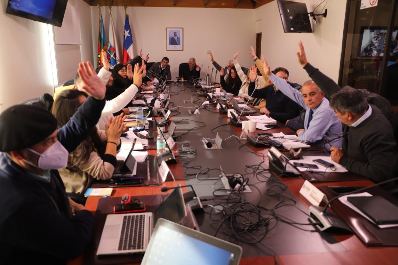 CORE aprobó más de $8 mil millones para Seguridad Pública, adultos mayores y pavimentación de caminos