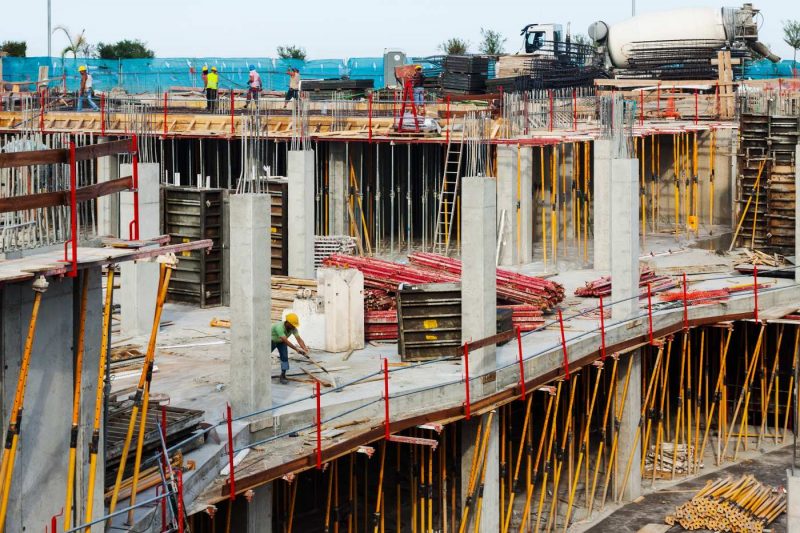 Dinamismo constructivo en regiones y efectos del sobrestock de viviendas a  la venta en la RM