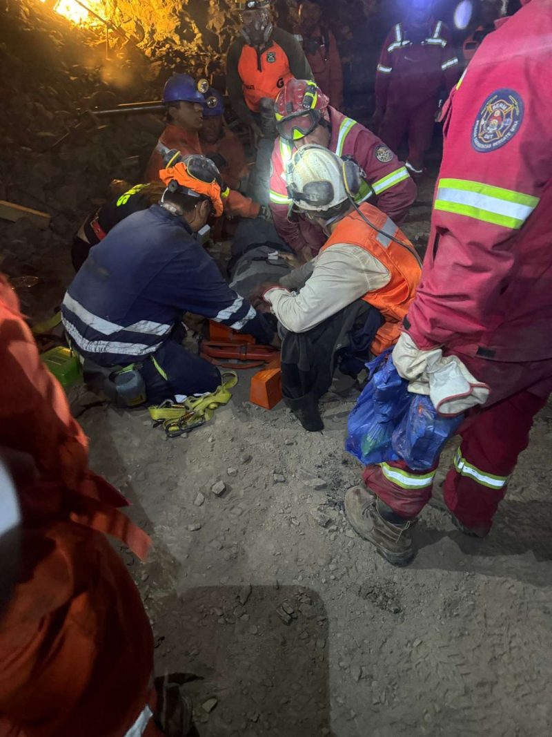 Brigadistas de El Teniente protagonizan rescate de minero atrapado en Arica