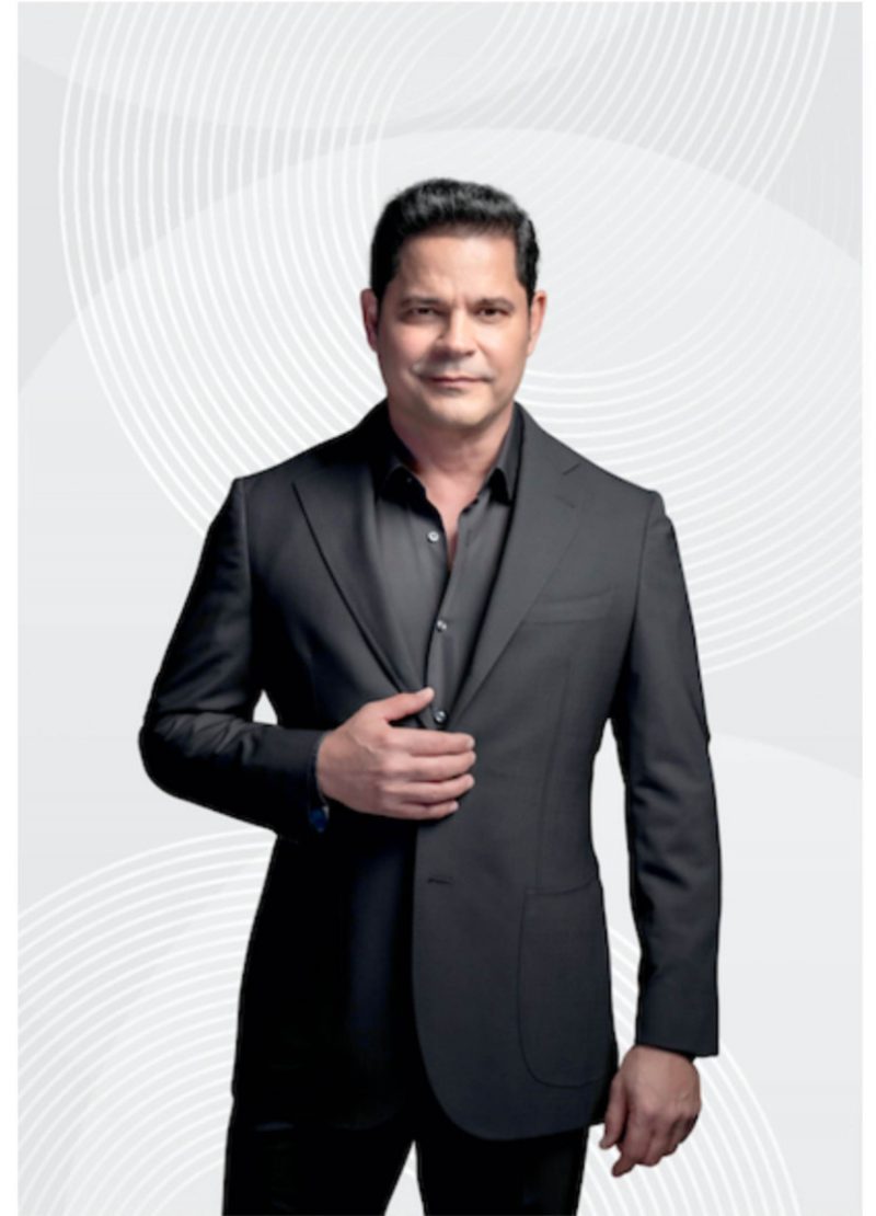 La Salsa se apodera de Gran Arena Monticello con tres artistas internacionales.