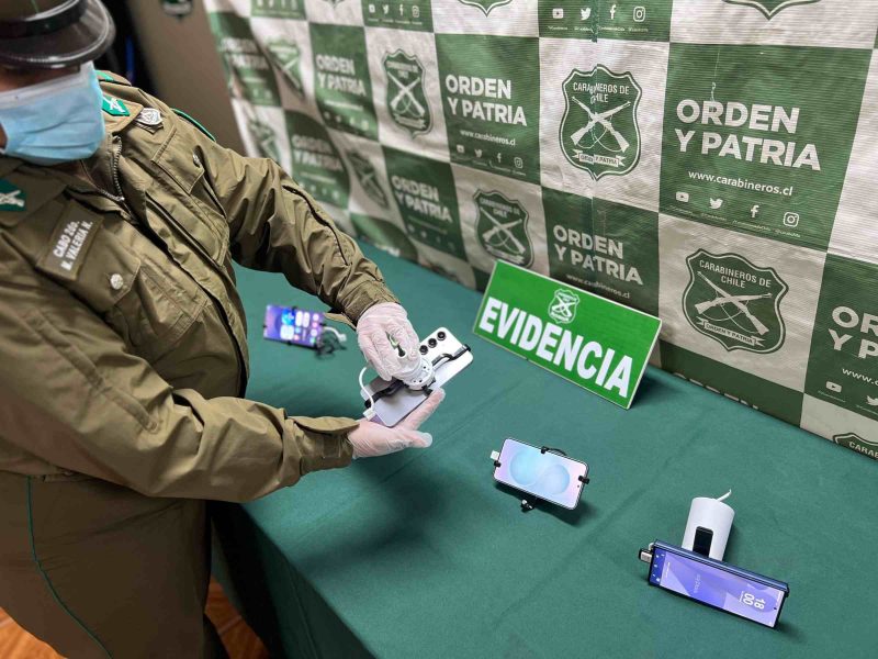 Rápido actuar de Carabineros permite detener a banda delictual que realizó “turbazo” en tienda de celulares en centro de Rancagua